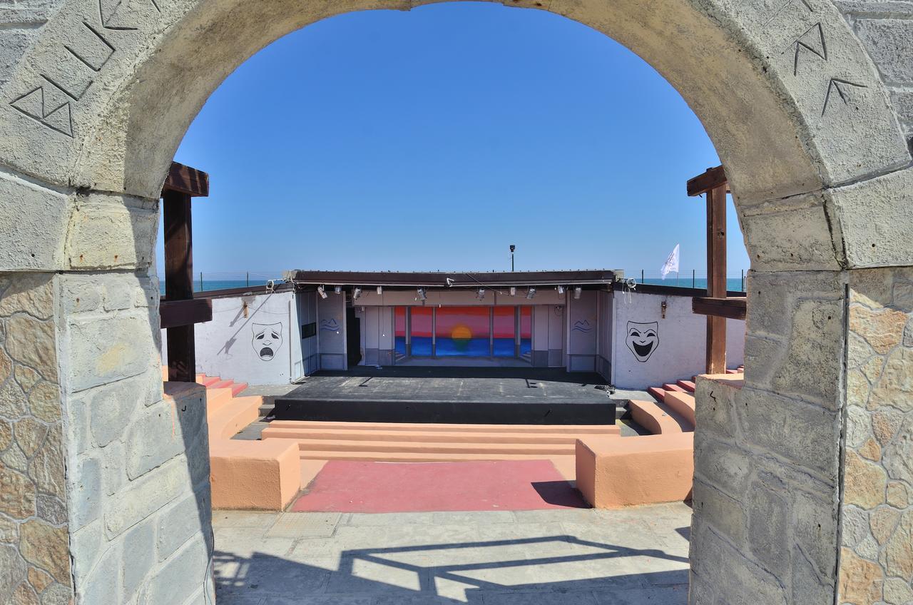 رودي غارغانيكو Blue Marine Village المظهر الخارجي الصورة