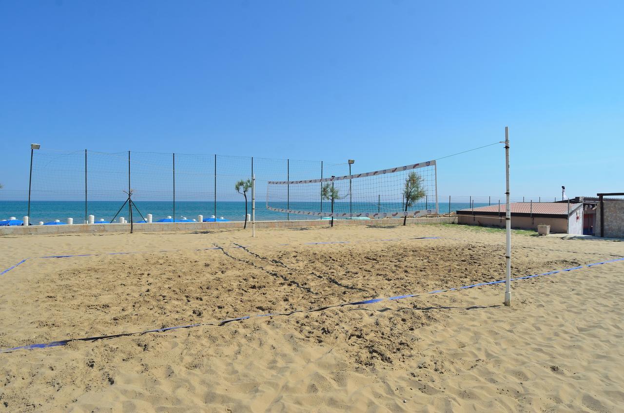 رودي غارغانيكو Blue Marine Village المظهر الخارجي الصورة